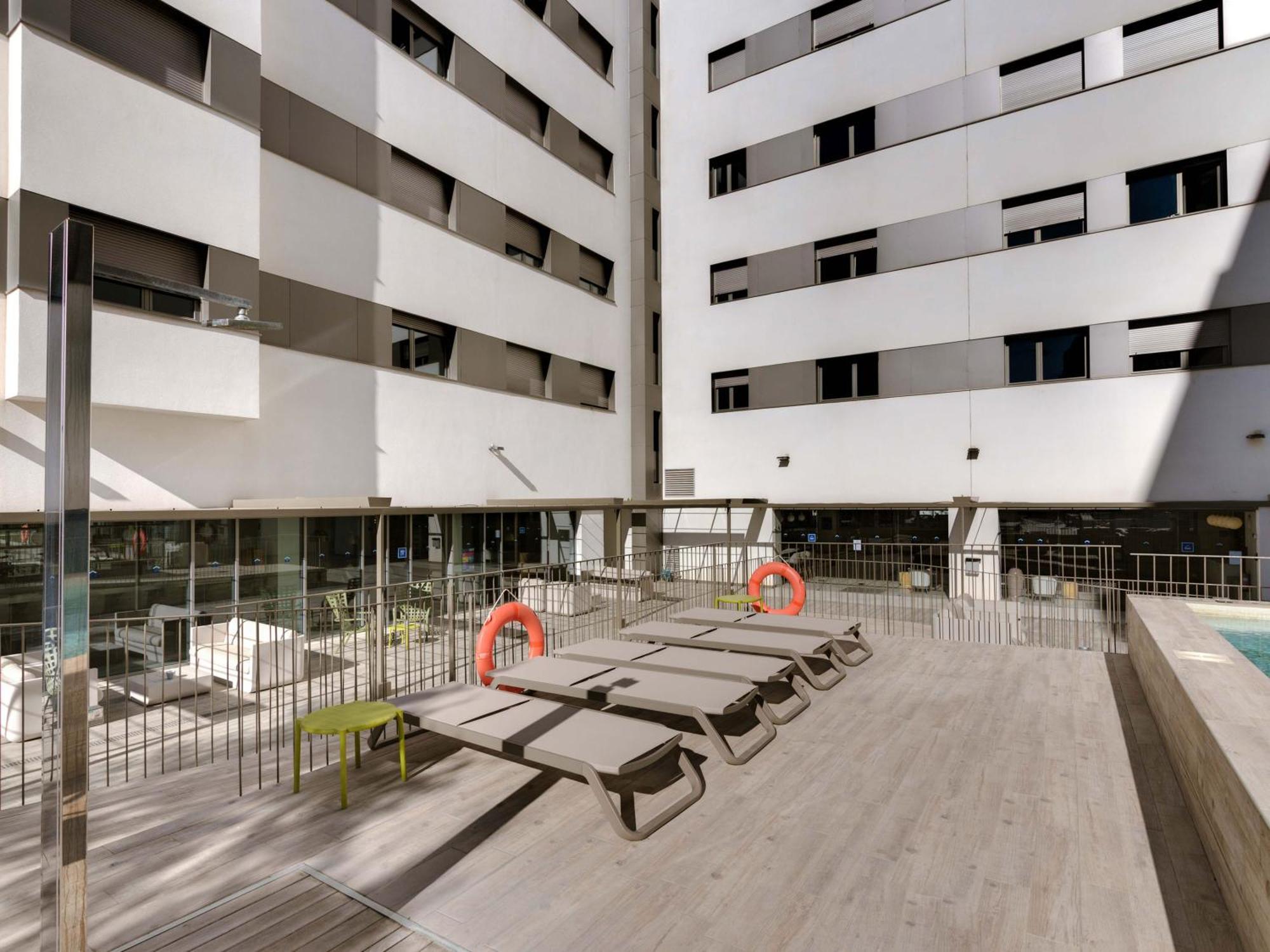 Livensa Living Studios Valencia Marina Real エクステリア 写真